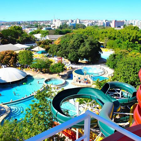 Piazza Diroma Com Acesso Ao Acqua Park Daire Caldas Novas Dış mekan fotoğraf
