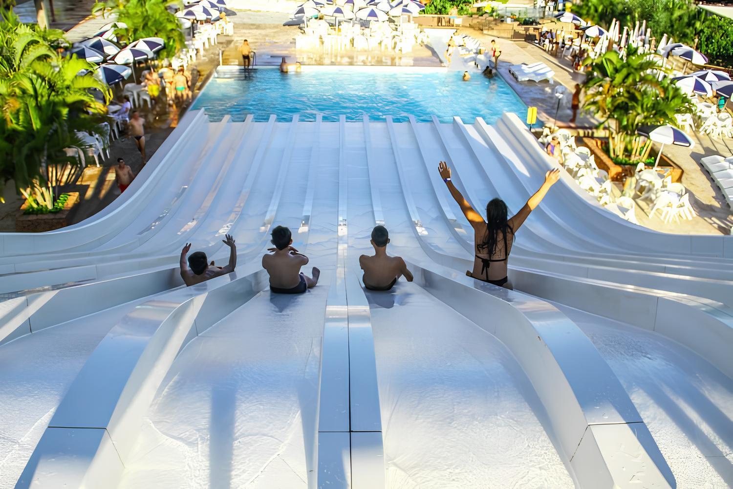 Piazza Diroma Com Acesso Ao Acqua Park Daire Caldas Novas Dış mekan fotoğraf