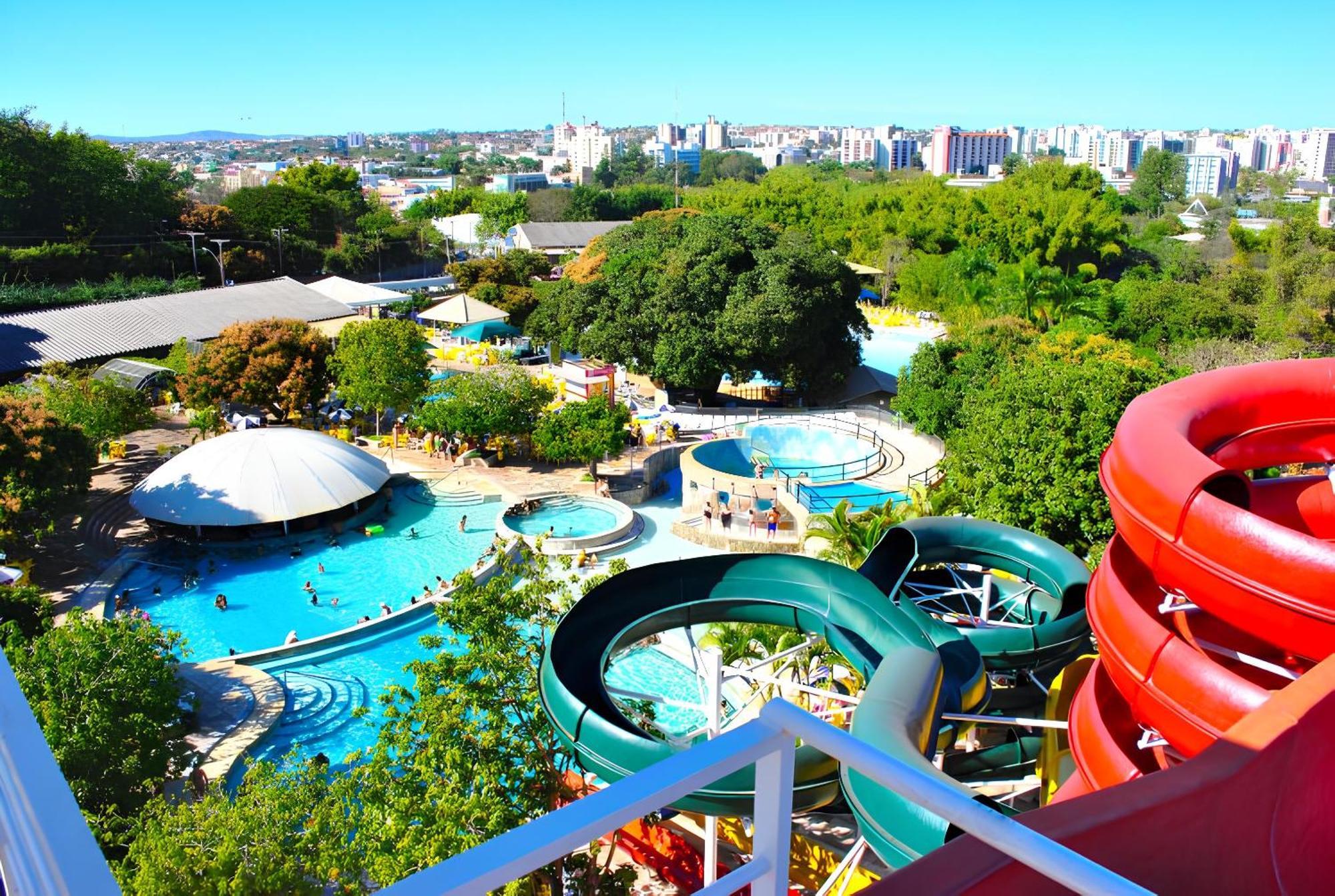 Piazza Diroma Com Acesso Ao Acqua Park Daire Caldas Novas Dış mekan fotoğraf